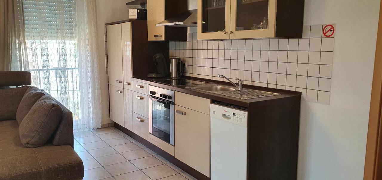 Outletcity Ferienwohnung 2 Metzingen  Zewnętrze zdjęcie